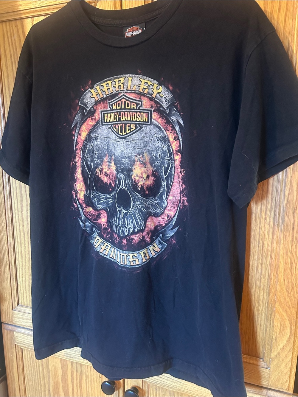 Vintage Harley-Davidson Black Skull Flame Graphic Tee